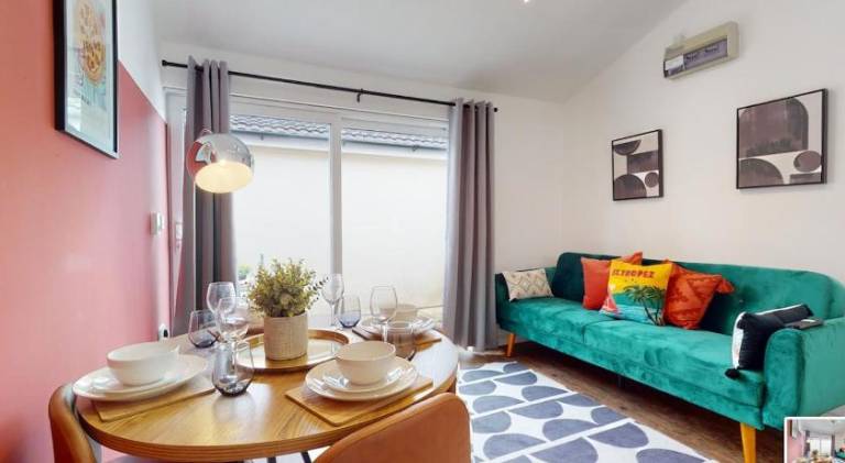 Rental apartment with 1 room for 4 persons in Cardiff