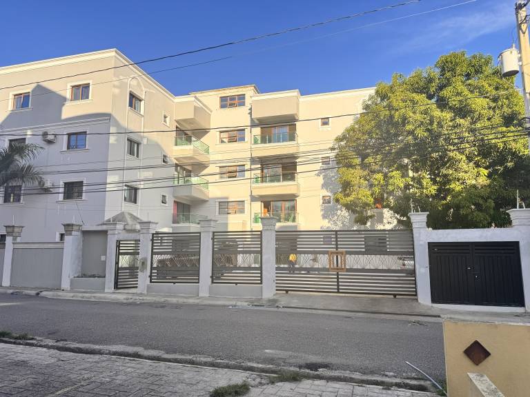 Enjoy Huge 4 bedrooms, and 3 bathrooms, 8 new apartments — photo 5