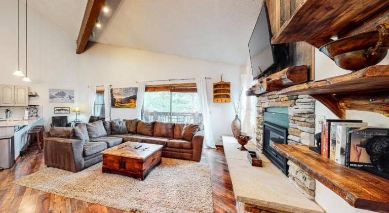 Holiday apartment with pool & hot tub | Next to the ski | Pets are welcome — photo 3