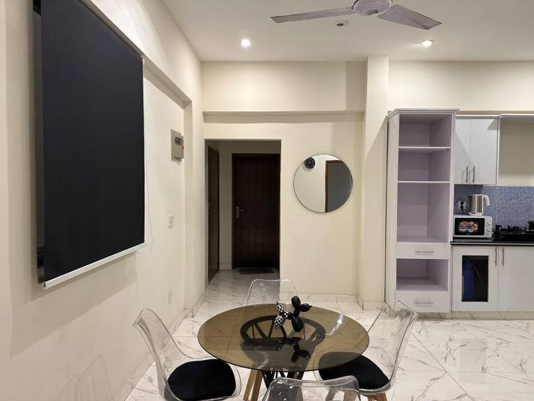 Modern minimalist 3 Bed Dha Phase 7 Ext Karachi — photo 4