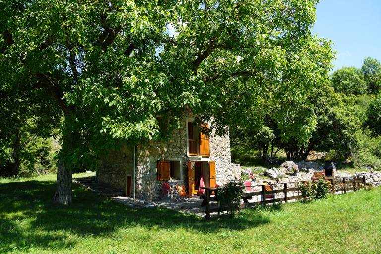 Gite with garden, BBQ & terrace — photo 2