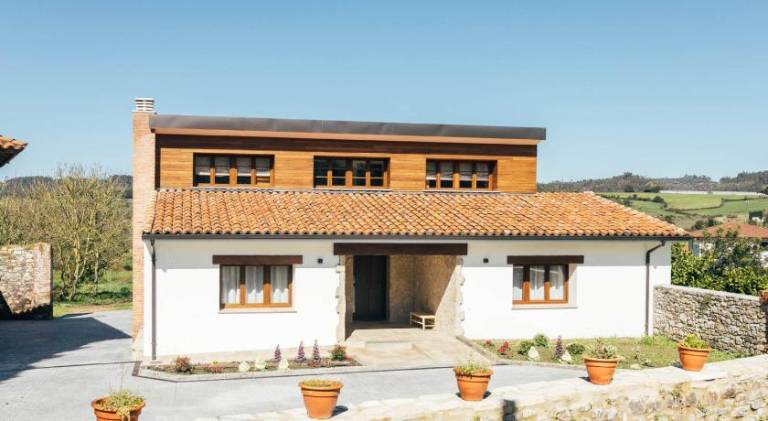Vacation home with garden & patio in Gijon