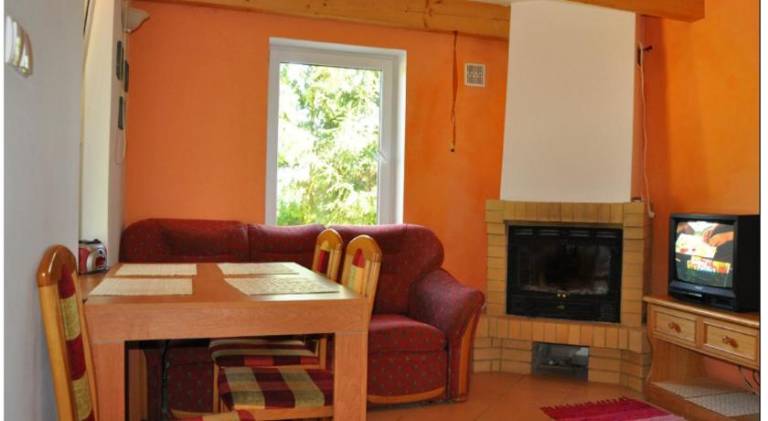 Lodge with garden, terrace & grill — photo 4