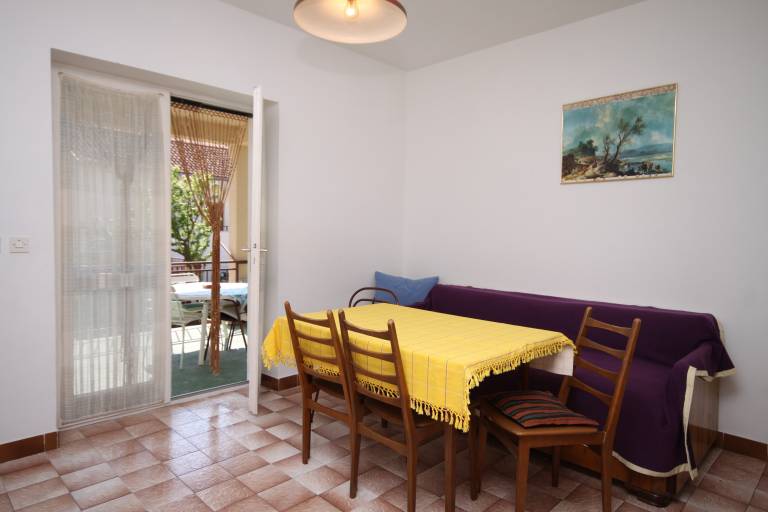 Three bedroom apartment with terrace Srima - Vodice, Vodice (A-6099-a) — photo 3