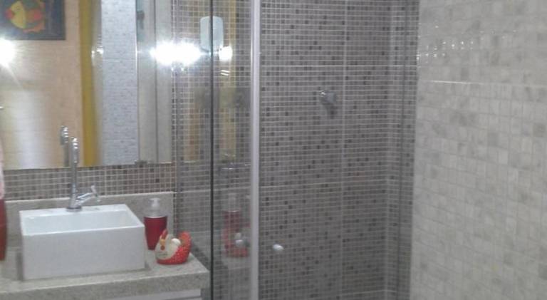 House with pool — photo 2