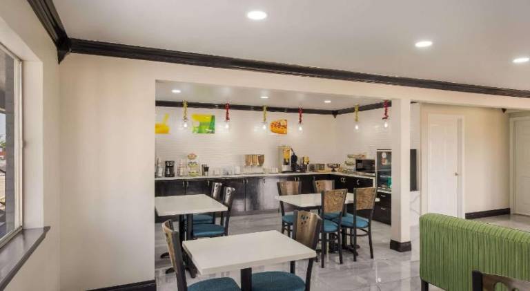 Quality Inn Madisonville — photo 4