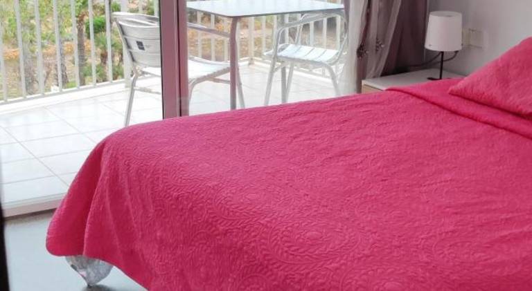 Apartment with patio & yard | Close to the beach | Pets are welcome — photo 2