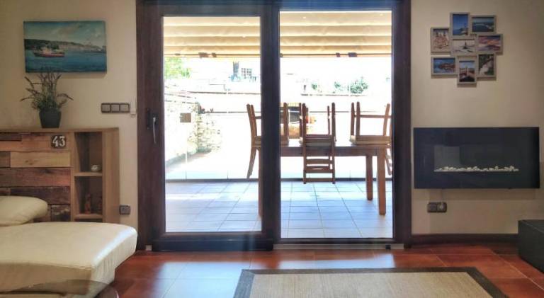 Vacation home with 3 rooms for 5 persons in Sanxenxo
