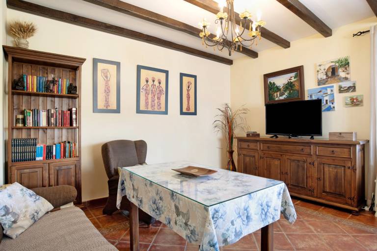 Holiday Home 'Ayala' with Mountain View, Private Pool and Wi-Fi — photo 5