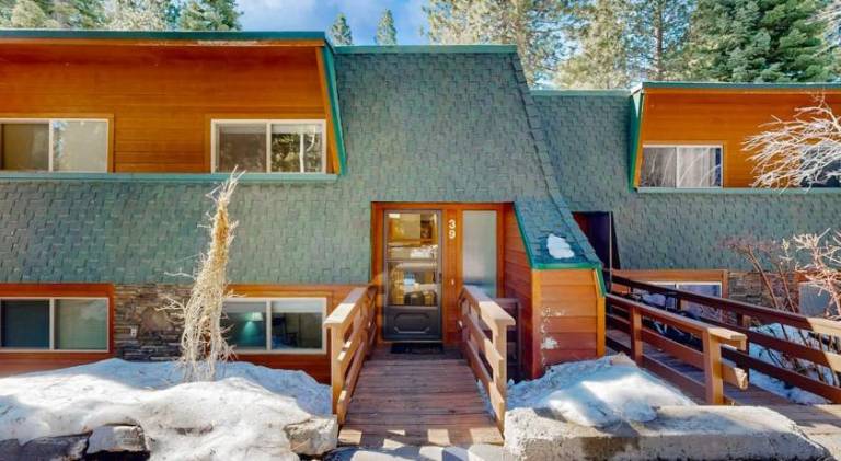 Vacation home | Pets allowed in South Lake Tahoe, CA