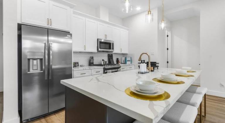 Modern 3 Bedroom 3 Bath Home Near Downtown Houston With Garage in Houston, TX