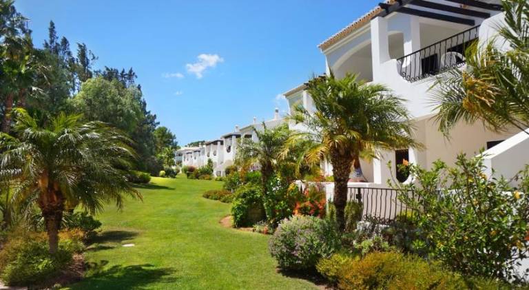 Fully equipped charming apartment with pool, barbeque & terrace | Good for workation | Dogs allowed — photo 4