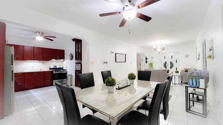 Villa  Camuy