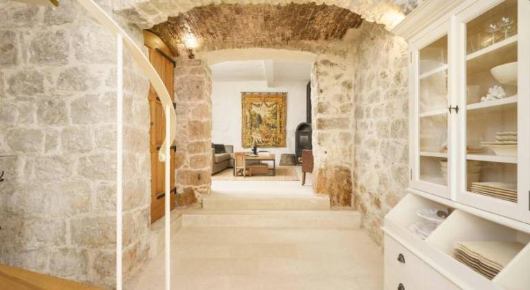 House with 4 rooms for 8 persons in Vodice