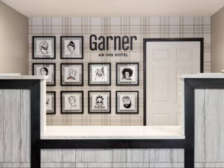 Garner Hotel Albuquerque Airport By IHG — photo 5