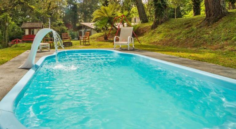 Villa Vintage Campos - Piscina e opcoes de suites com hidromassagem — photo 2