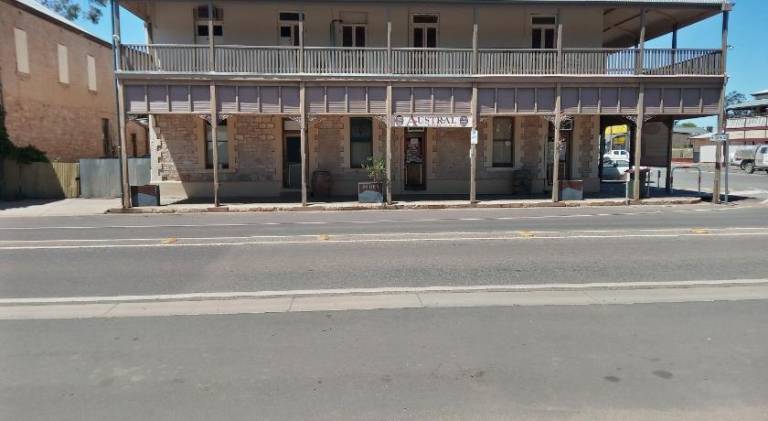 Austral Inn
