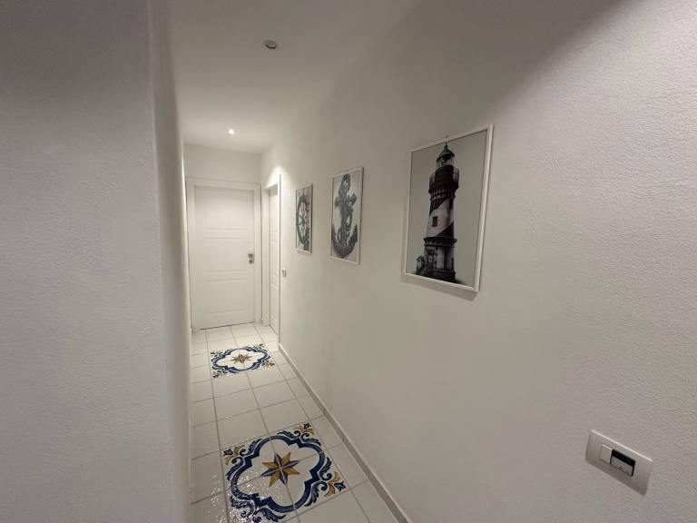 Lovely private room with fast internet | City view | Next to the beach | Pets are welcome — photo 4