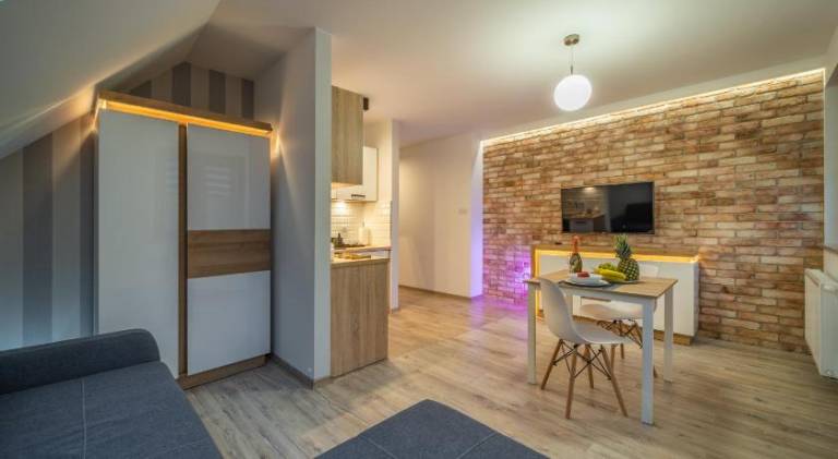 Holiday apartment with patio | Pet-friendly — photo 2