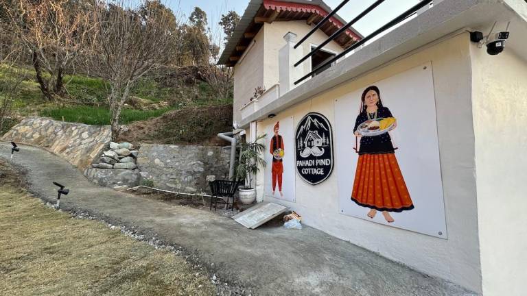 Vacation home with yard & barbeque | Perfect for remote work | Dogs allowed in Kosiyakutoli
