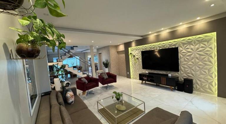 Big vacation home with pool | Pet-friendly in Belém