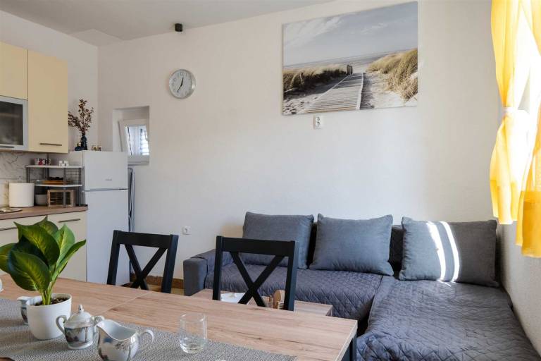 App Floreani - Apartment in centar 3 bedrooms — photo 3