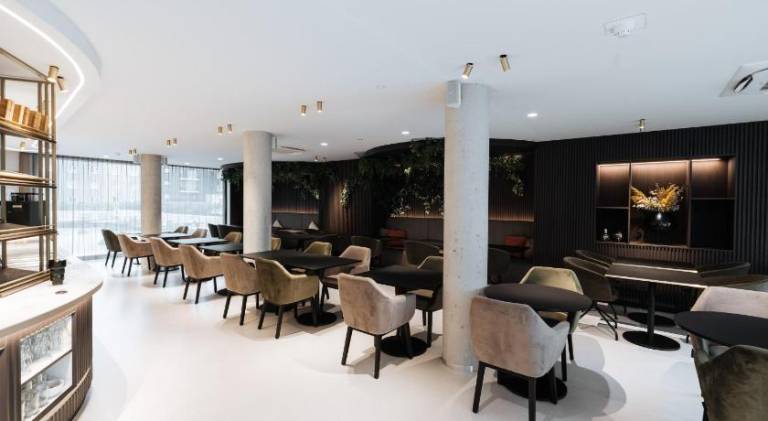 The CORNR Hotel — photo 3