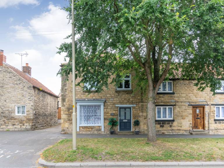 Cottage Pickering