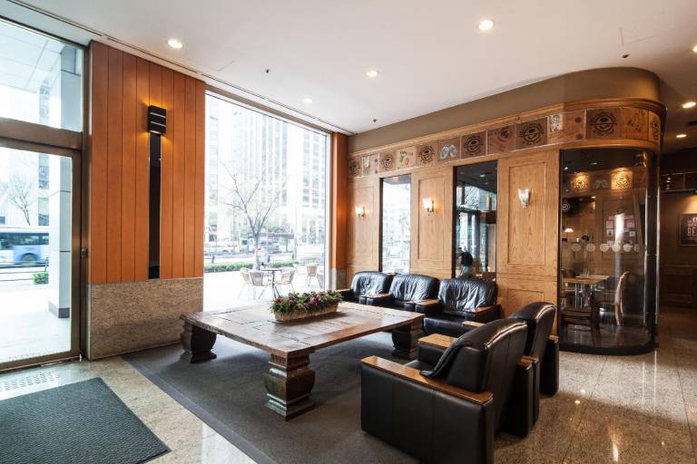 Serviced apartment with sauna, pool & jacuzzi | Next to Namdaemun Market — photo 5