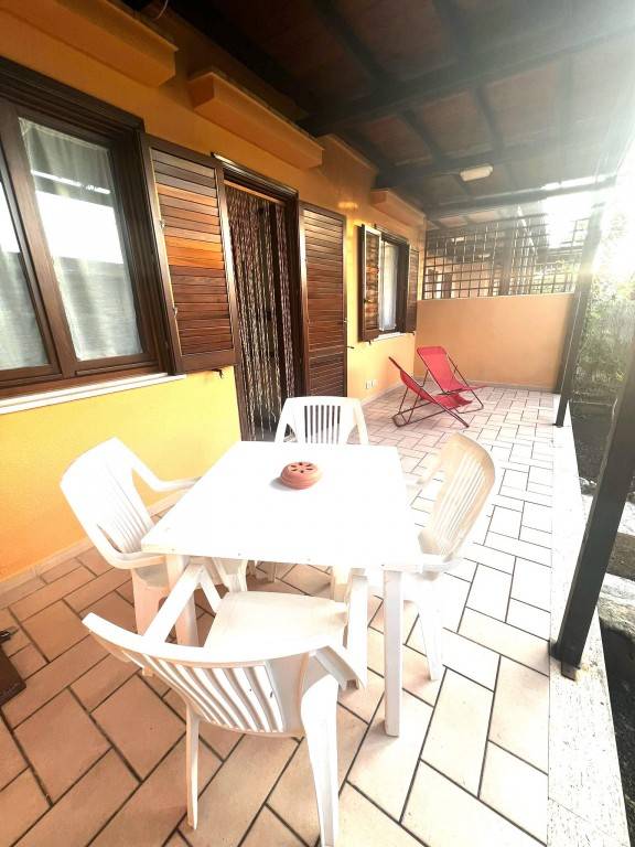 Rental apartment with terrace, BBQ & garden | Garden view — photo 5