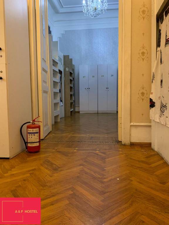 Fully equipped wonderful apartment with garden, pool & hot tub | Close to Baku Boulevard | Water view | Suitable for remote work | Pets are welcome — photo 4