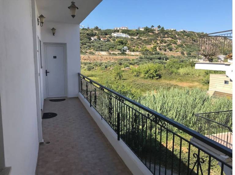 σπίτι Ακράτα
