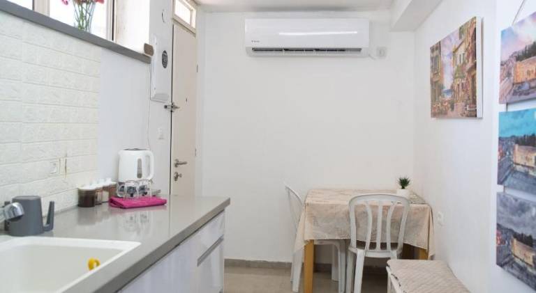 Nice rental apartment | Pets allowed in Jerusalem