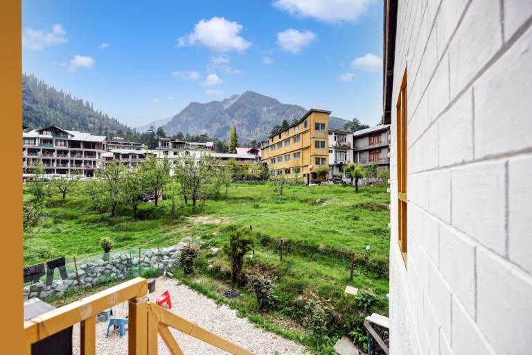 Asha Cottage Manali in Manali