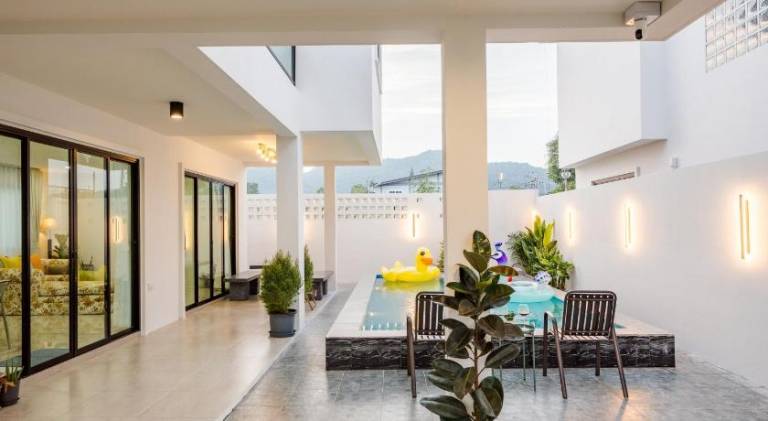 Spacious villa with pool | Pets allowed — photo 3