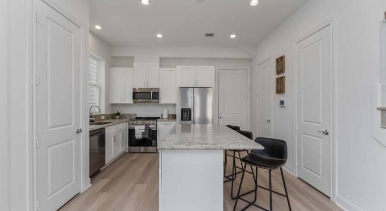 Ample house | Pets allowed — photo 2