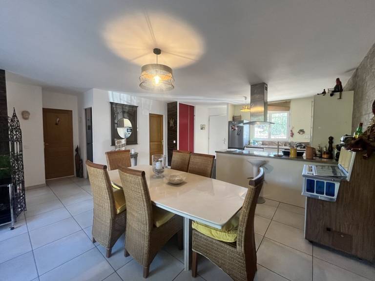 Modern Villa for 6 - AC, Wi-Fi, Near Pinarello Beach & Cavu Pools — photo 5