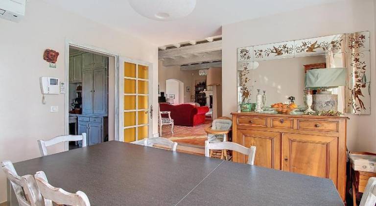 Fully equipped villa with private pool, barbeque & terrace | Suitable for remote work | Dogs allowed — photo 2