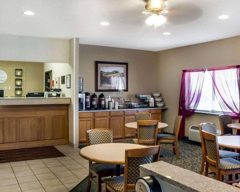 Comfort Inn Jamestown South — photo 3