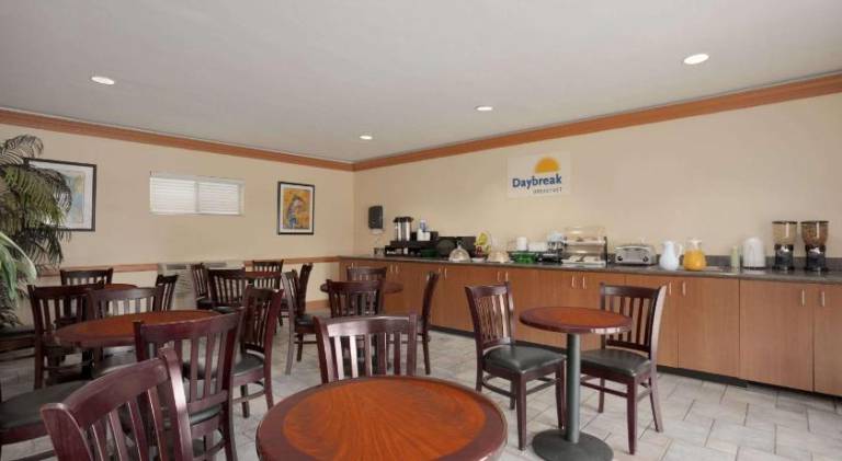 Americas Best Value Inn Blythe — photo 3
