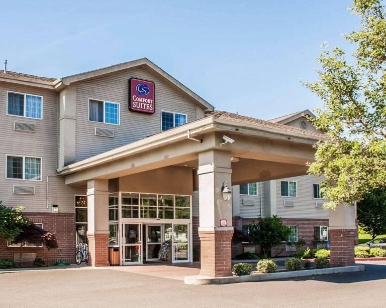 Comfort Suites Clackamas