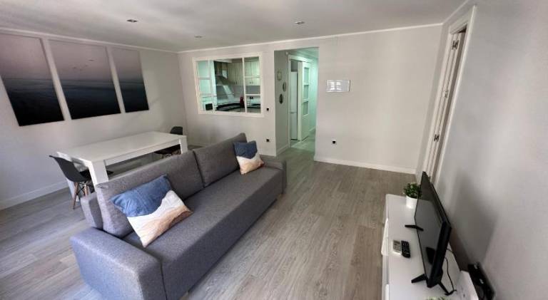 Beautiful rental apartment | Close to Cathedral-Basilica of Our Lady of the Pillar | Pets are welcome in Zaragoza