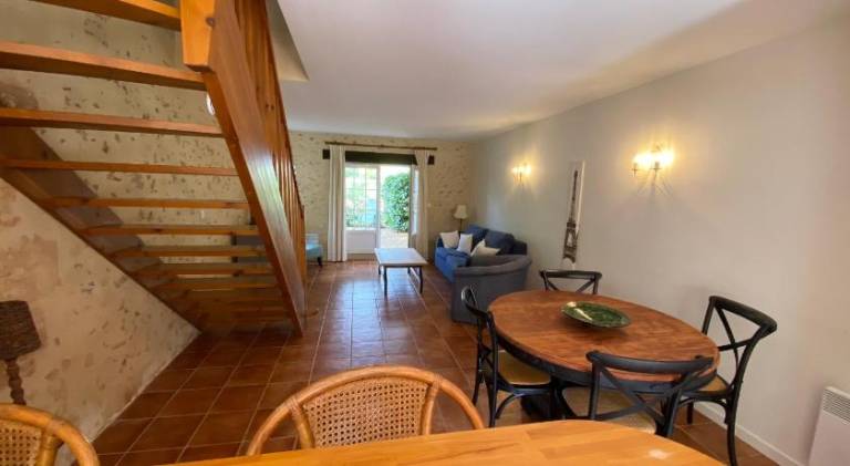 Vacation home with terrace, yard & barbeque | Pet-friendly — photo 4