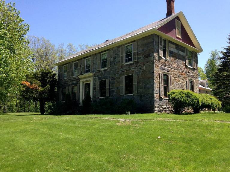 Accommodation  Forest Dale