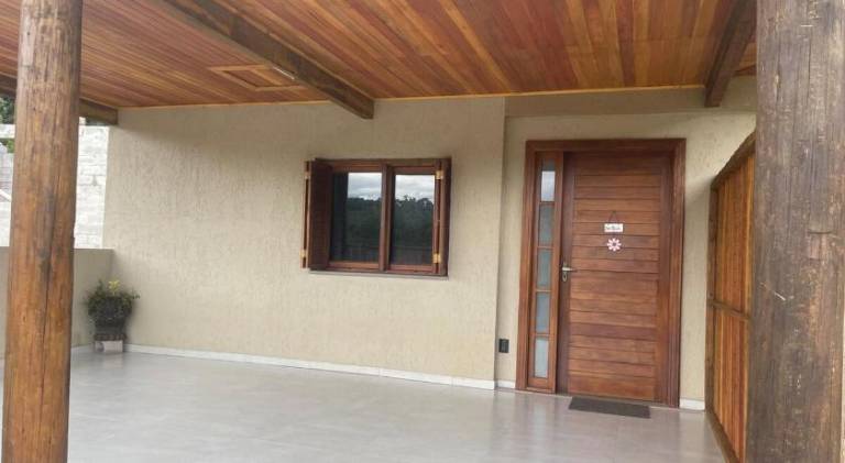 House with 1 room for 4 persons in Gonçalves