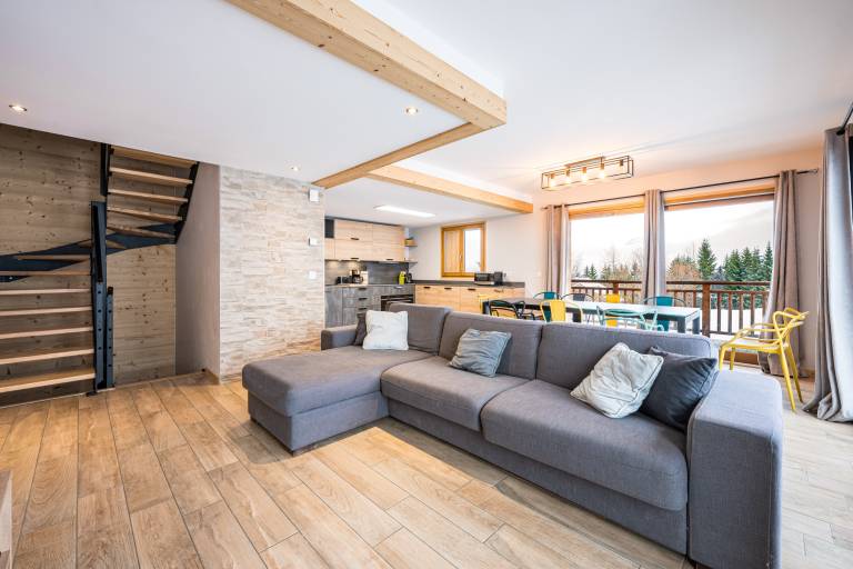 Children-friendly ample chalet with garden, patio & jacuzzi | Mountain view | Next to the ski | Suitable for remote work | Pets are welcome — photo 4