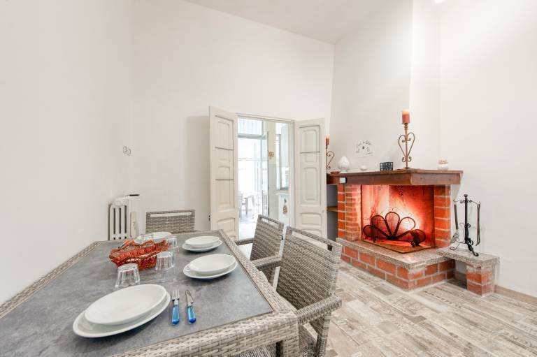 Rental apartment with patio, garden & grill | Garden view — photo 4
