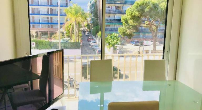Modern and design studio near the beach with large swimming pools. — photo 5