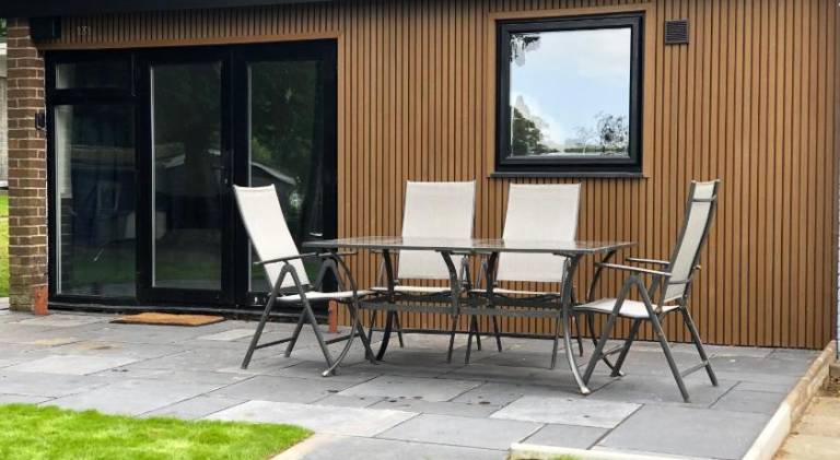 Chalet with pool in Caernarfon