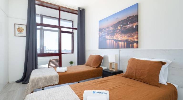 Apartment | Near São Bento Railway Station | Suitable for remote work in Porto